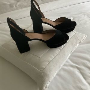 Black suede Fabulous BERNARDO  platform sandals